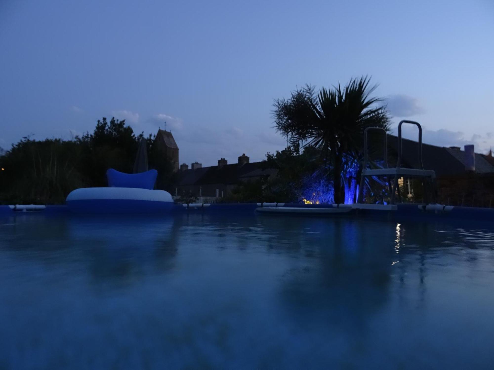 Gite "Rose Des Sables" - 800M De La Plage De Surtainville, Proche Commerces - Piscine En Juillet Et Aout ภายนอก รูปภาพ