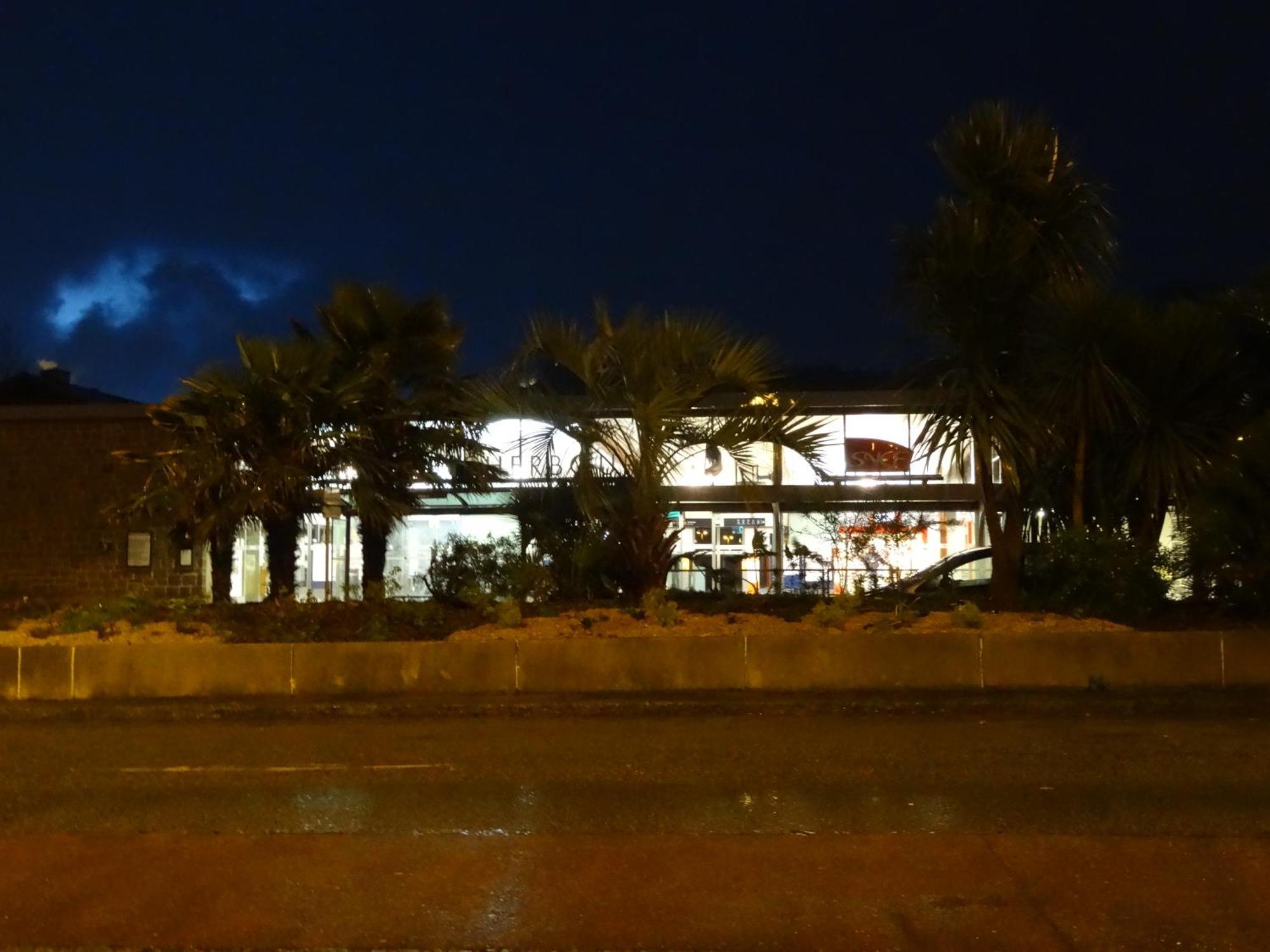 Gite "Rose Des Sables" - 800M De La Plage De Surtainville, Proche Commerces - Piscine En Juillet Et Aout ภายนอก รูปภาพ